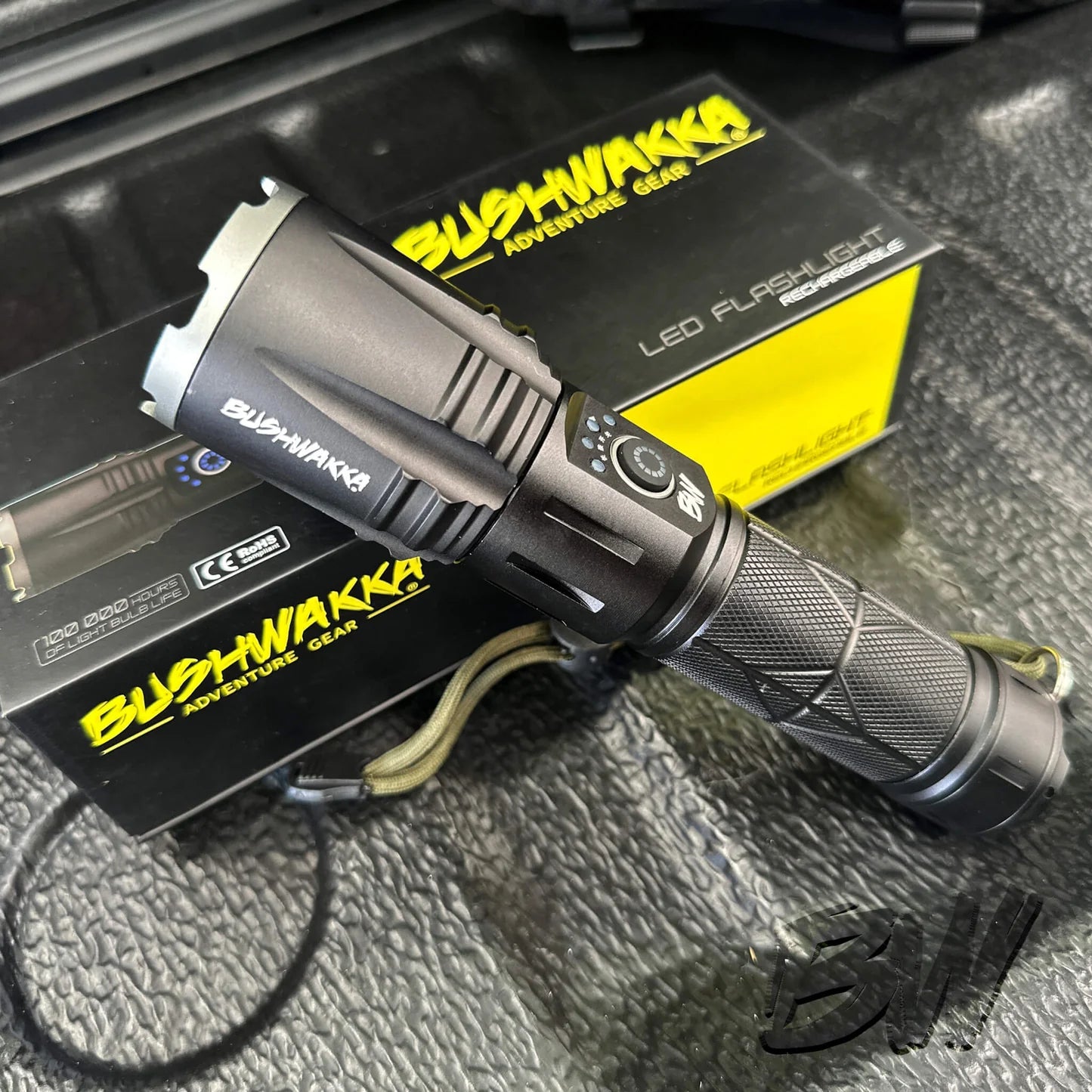 BUSHWAKKA OUTDOOR L.E.D. TORCH